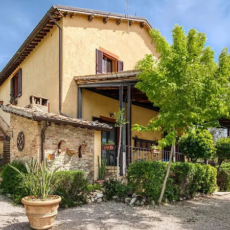 Farm stay Il Grappolo E La Rosa - Sagrantino Montefalco